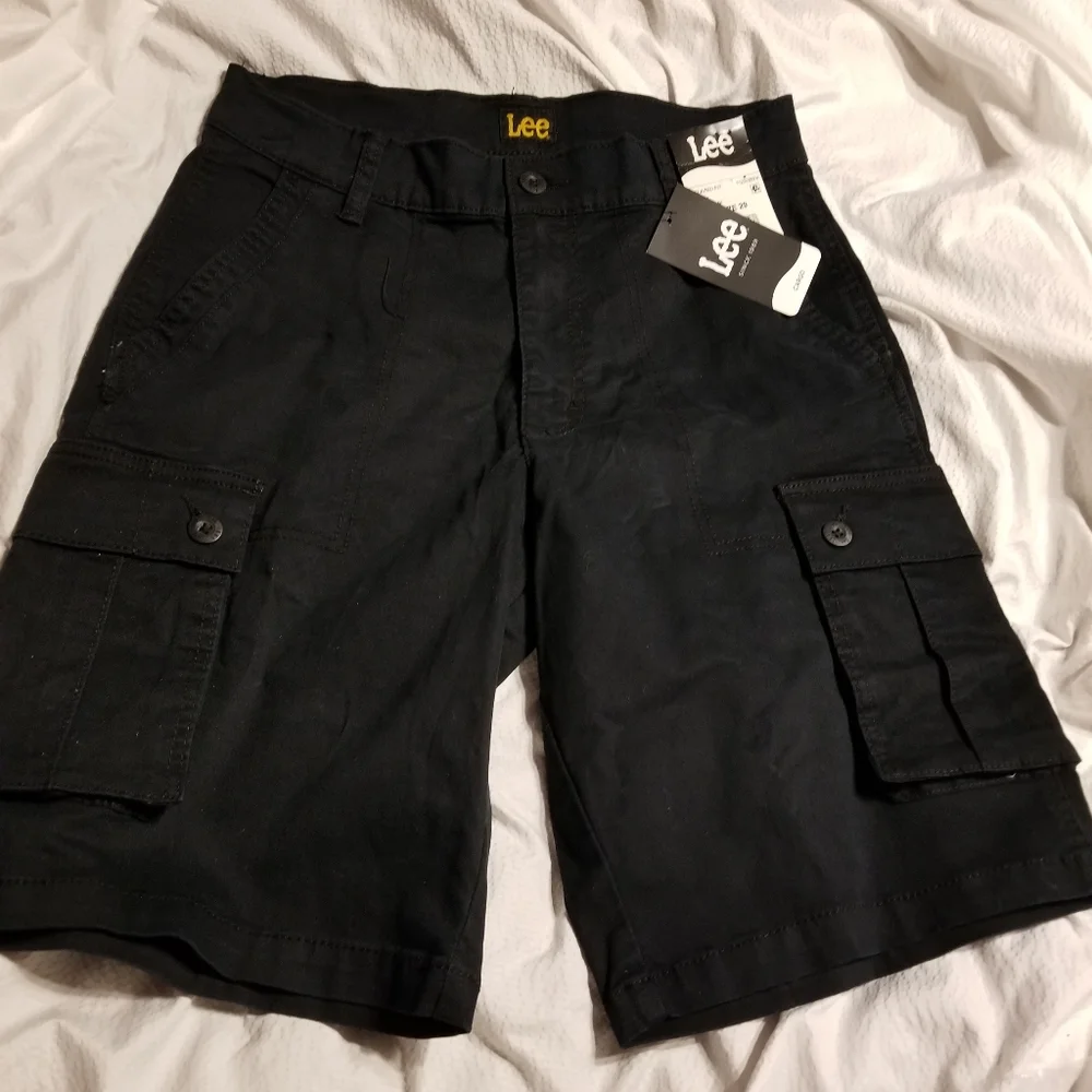 NWT BLACK CARGO LEE RELAXED FIT SIZE 29